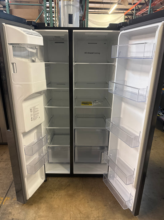 Samsung 36in Side by Side Refrigerator Model#RS27T5200SG Serial#0B2B4BBL100260F (60)