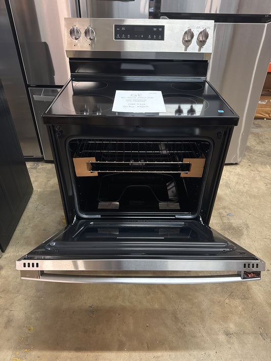 GE 30in Electric Range Model#GRF40HSV1SS Serial#MD148478Q (HD930)