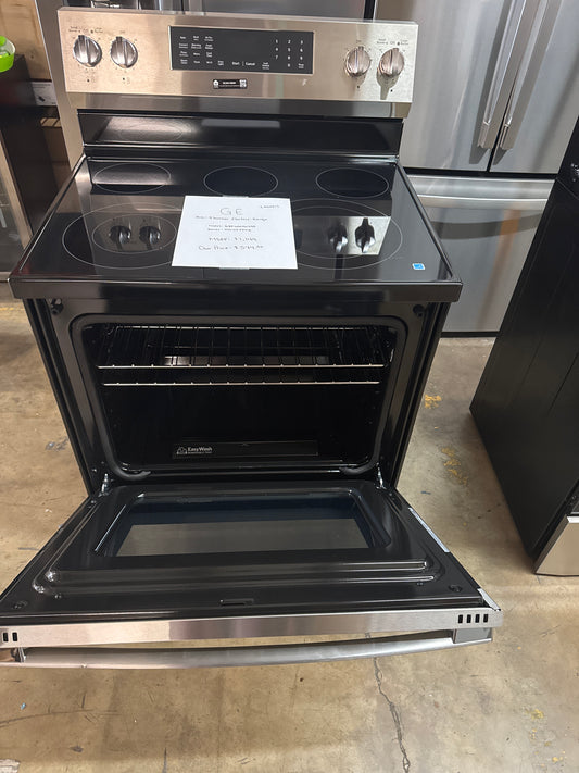 GE 30in Electric Range Model#GRF600AV2SS Serial#HD123734Q (HD931)