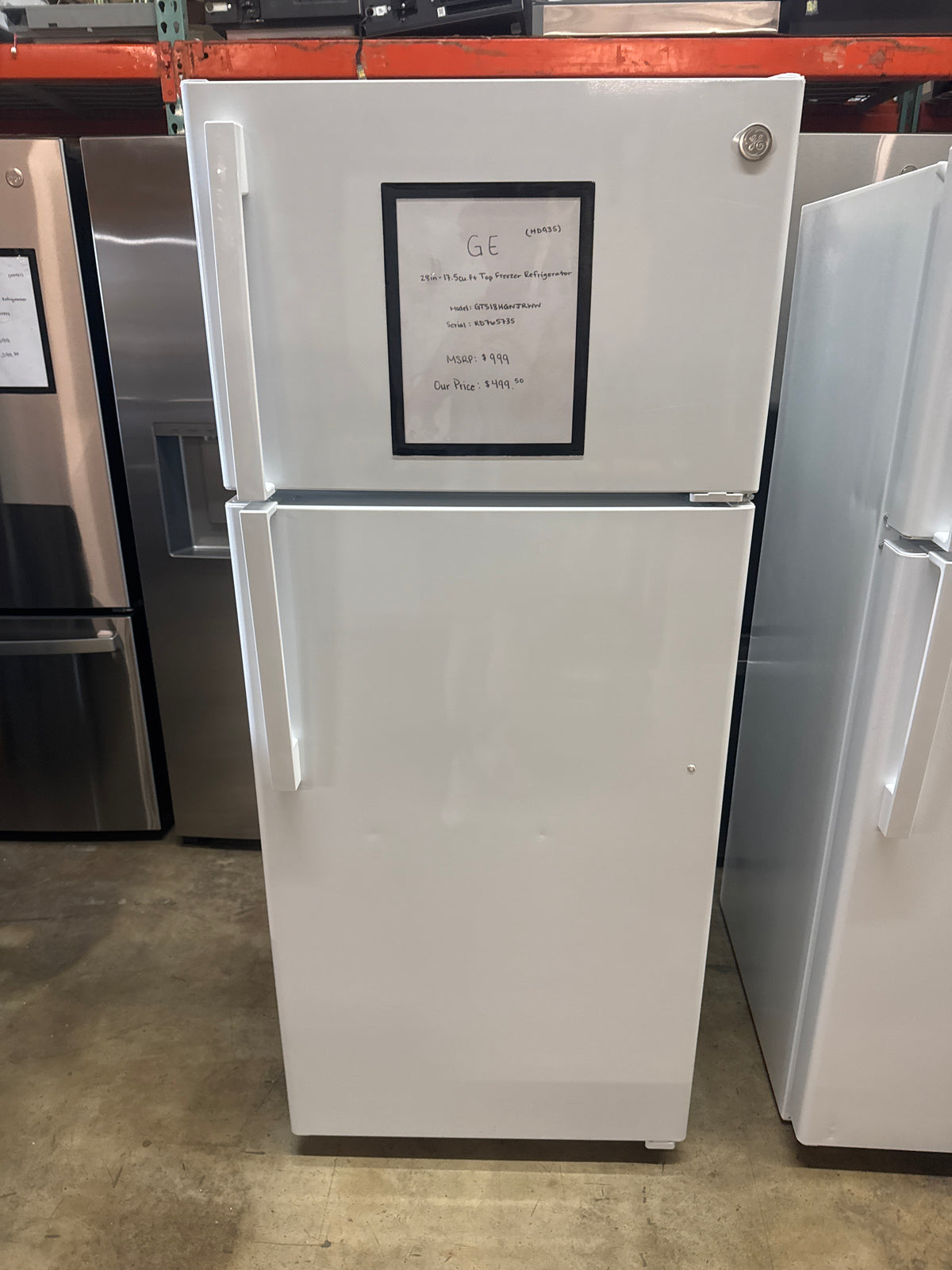 GE 28in Top Freezer Refrigerator Model#GTS18HGNJRWW Serial#RD765735 (HD935)