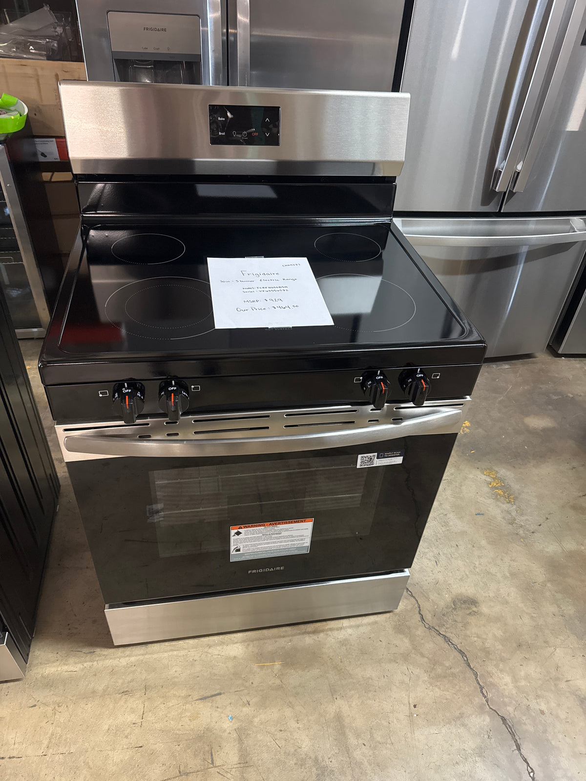 Frigidaire 30in Electric Range Model#FCREH050BSA Serial#VF63556582 (HD928)