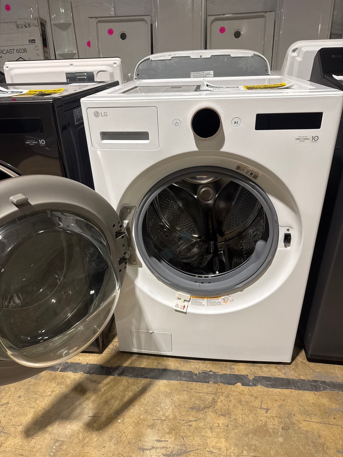 LG 5.0cu.ft Front Load Washer Model#WM6500HWA Serial#604VWGT29407 (86)