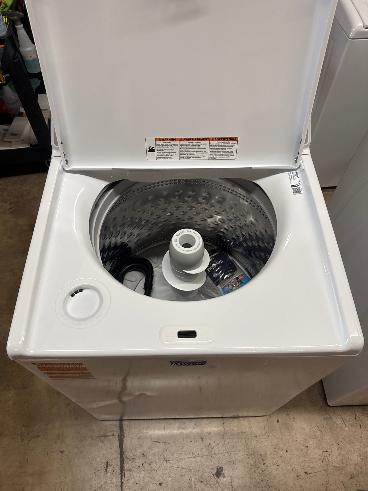 Maytag 4.5cu.ft Top Load Washer Model#MVW4505MW Serial#CF1500499 (HD903)