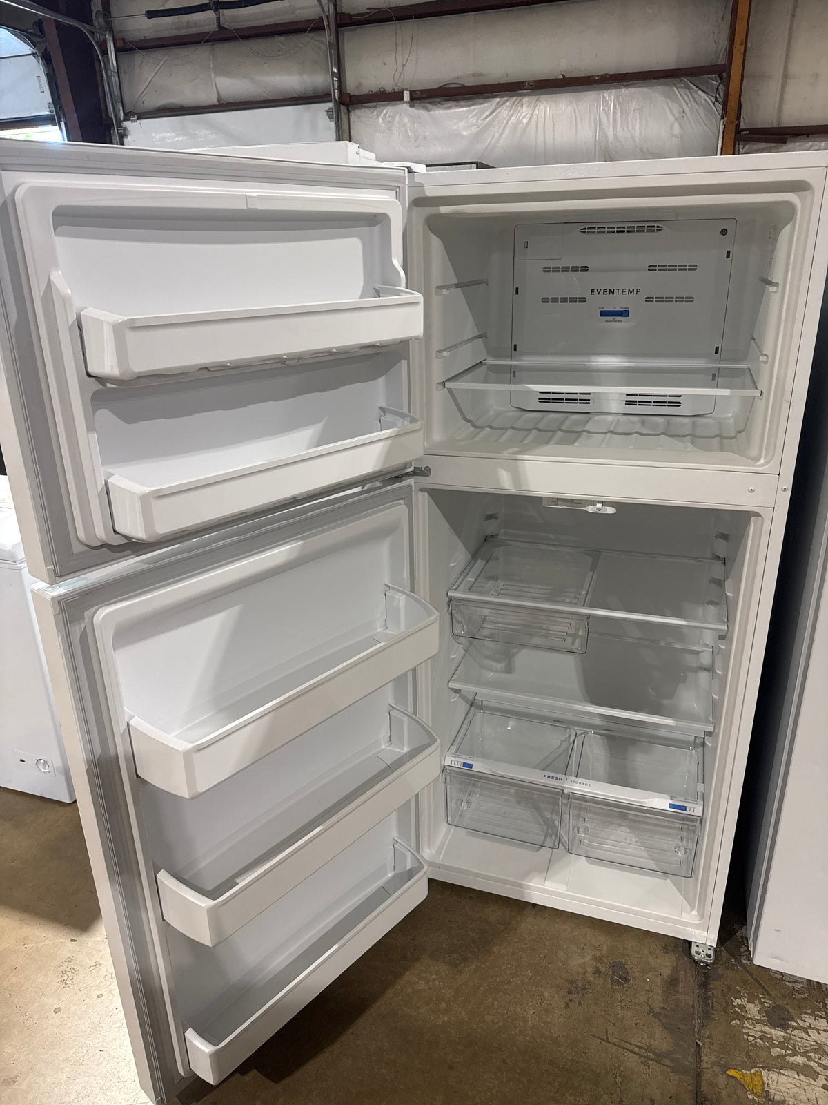 Frigidaire 30in Top Freezer Refrigerator Model#FFHT1835VW6 Serial#BA54600422 (24)