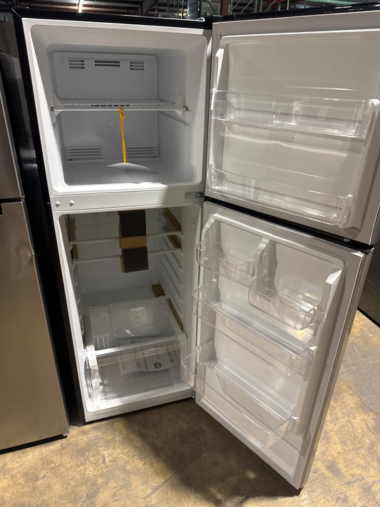 Vissani 22in Top Freezer Refrigerator Model#MDTF10SSES4 (16)