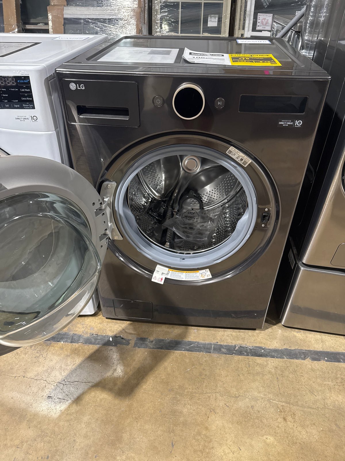 LG 5.0cu.ft Front Load Washer Model#WM6500HBA Serial#603VWRG36566 (91)
