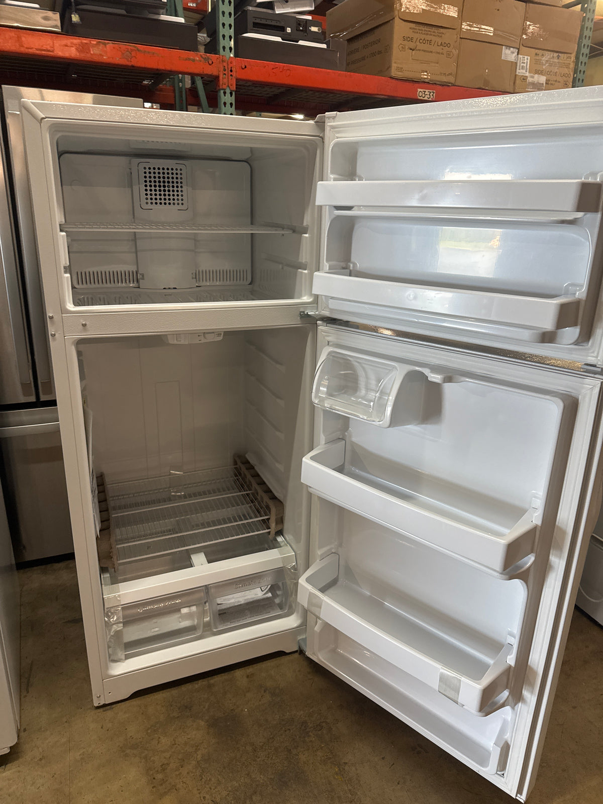 GE 28in Top Freezer Refrigerator Model#GTS17DTNPRWW Serial#RD778531 (HD934)