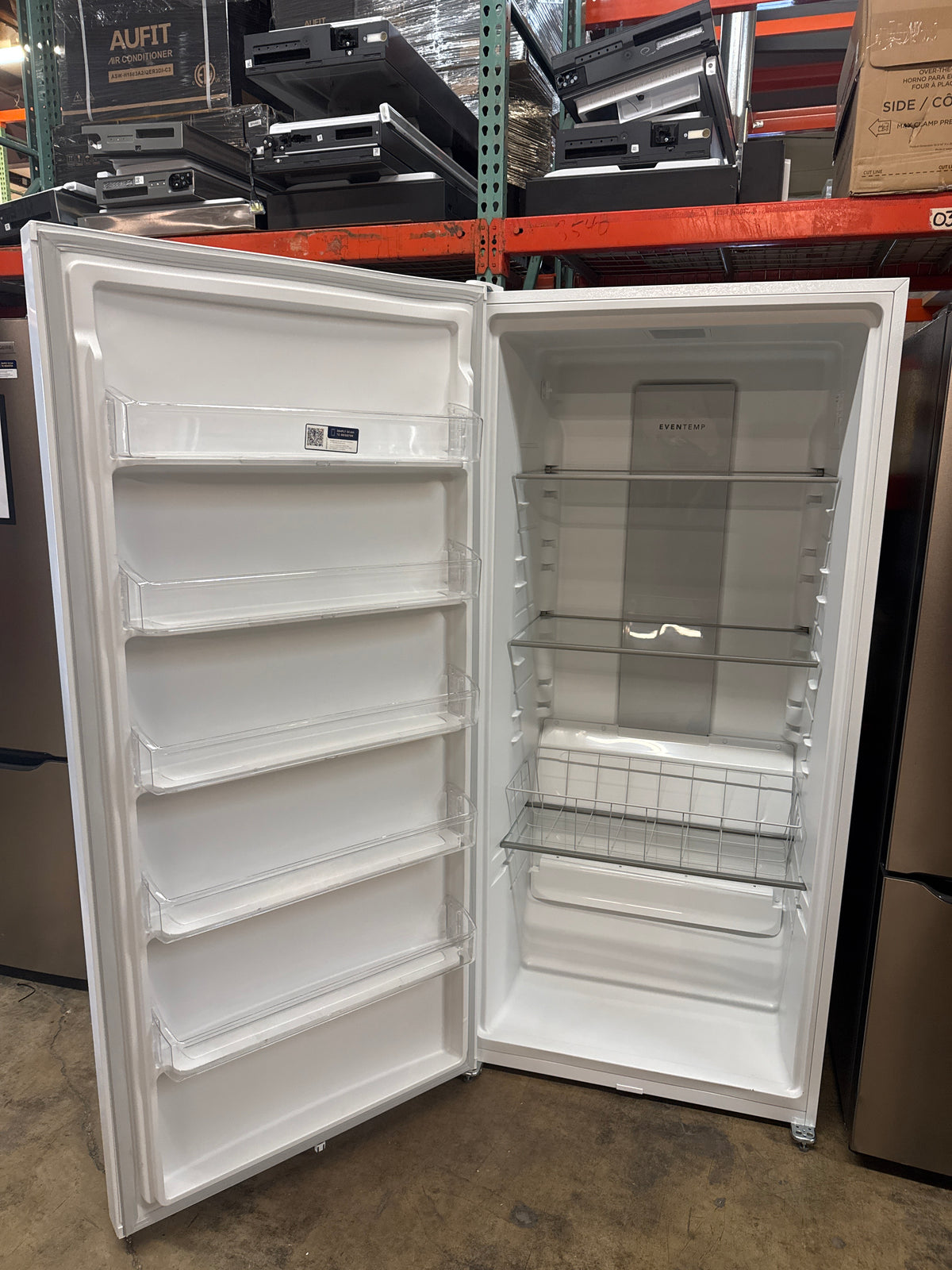 Frigidaire 20cu.ft Upright Freezer Model#FFUE2024AWG Serial#BB54602797 (06)