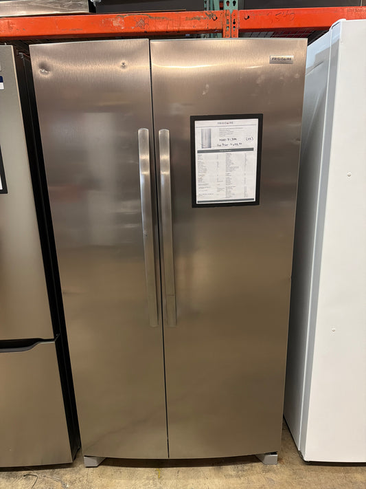 Frigidaire 36” Side by Side Refrigerator Model #FRSN2610AF Serial #4A62200971 (05)