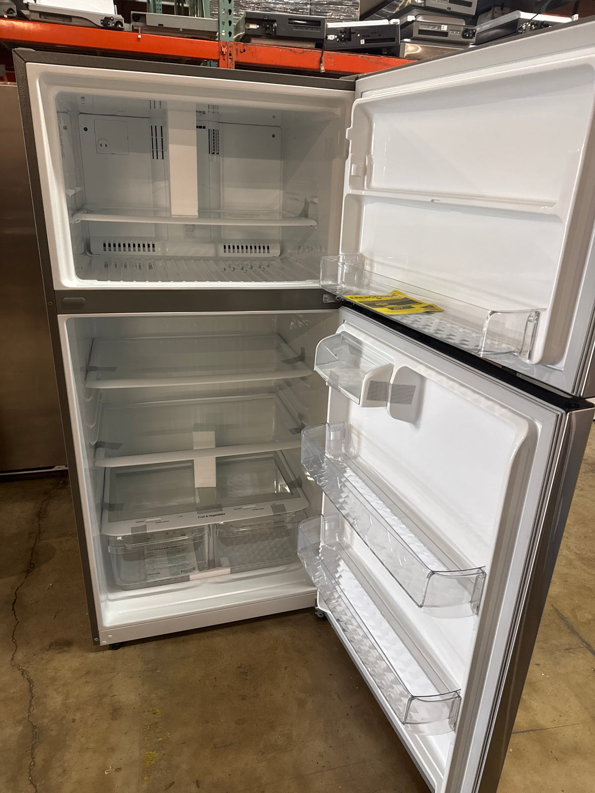 LG 33in Top Freezer Refrigerator Model#LHTNS2403S Serial#604MRCJ3S259 (HD926)