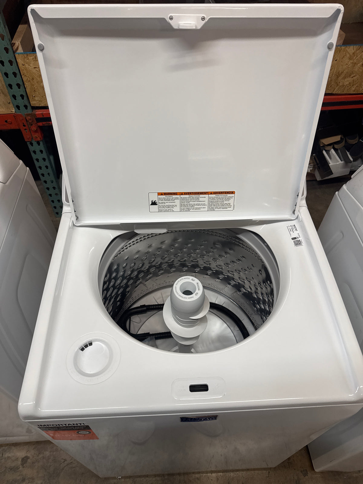 Maytag 4.5cu.ft Top Load Washer Model#MVW4505MW3 Serial#CF3208600 (HD905)