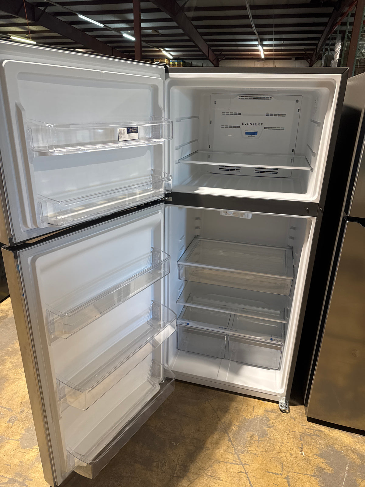 LG 30in Top Freezer Refrigerator Model#FFHT2045XS Serial#BA61413048 (13)