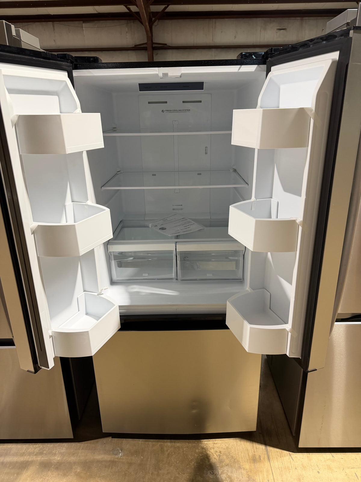 Vissani 30" French Door Refrigerator Model #MDFDBM18SS6 (41)